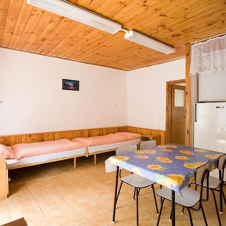 Penzion Prehrada** Vranov nad Dyjí Exterior foto